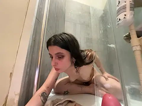 Kaaaya69 Adlı Modelin Canlı XXX Sohbeti