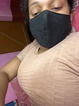 Hot-AngoriBhabhi webkamerás műsora