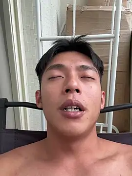 Yooo17 – webcam-show