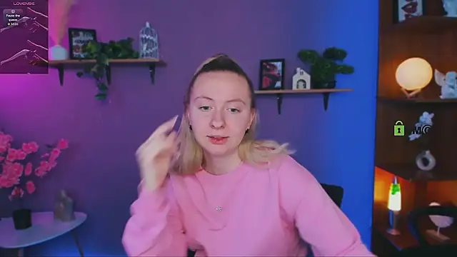 mila_glow1 Webcam show