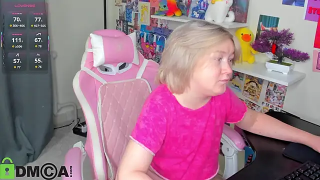 Sara_Robinson élő XXX-chatje