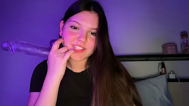 yourmila1 Show in webcam