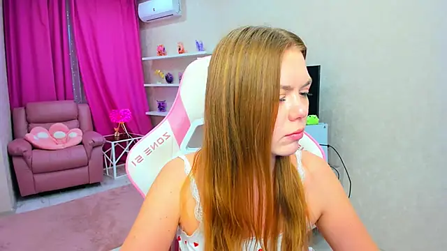 Strawberrye Live XXX-chat