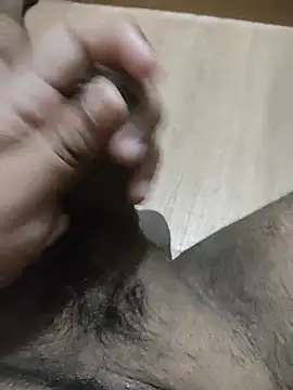 LeakingPinkMeat Show in webcam
