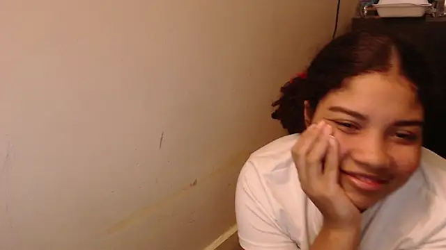 madelene Chat XXX live