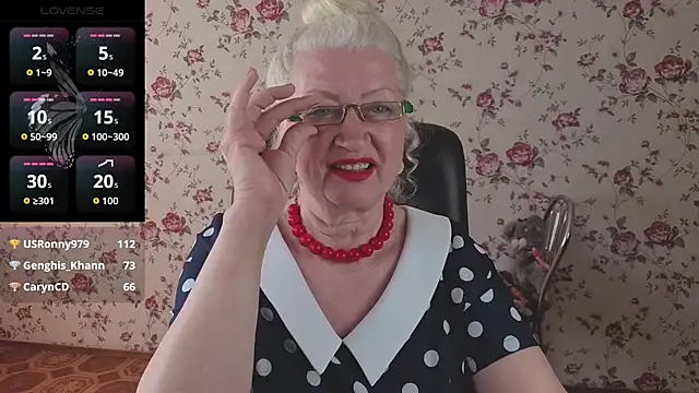 Maya_Mayflower's Live XXX Chat