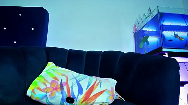 Aliice_Doll élő XXX-chatje
