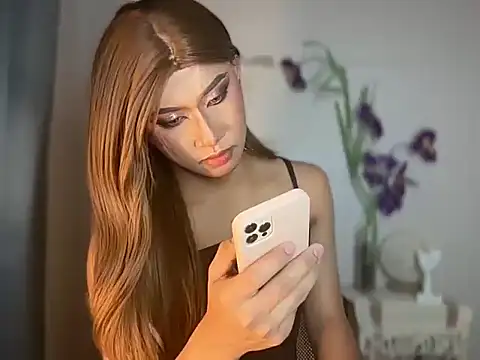 _CandyTwink_: διαδικτυακό σόου στην κάμερα