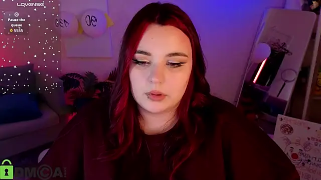 Mia_R0ss Chat XXX in diretta