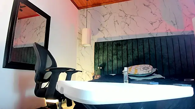 Chatroom XXX en direct de Dustin_Sonne