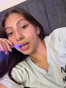 D-Bunnyyy – Live XXX-chat