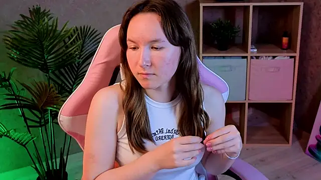 SindieStormm Chat XXX live