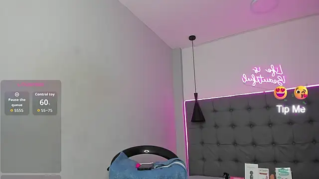 scarletcherry18 – webcam-show