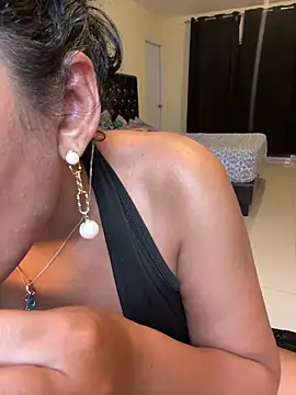 Latina-miss Webcam show