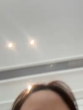 Mia-77's Webcam Show