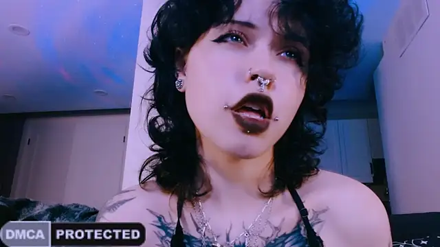 NaughtyLittleFox: вебкам-шоу