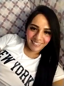 Yourbabyshane's Live XXX Chat