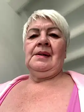 Show modela Laura_Miillf na web-kameri