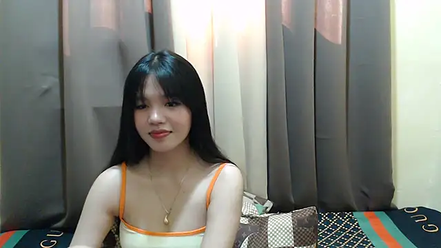 x_brittany_x Show Webcam