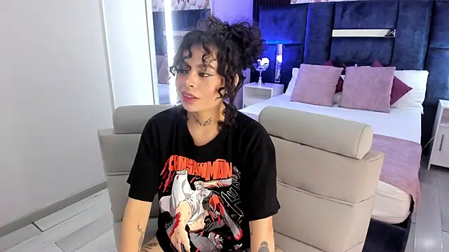 KatherineGomezn Live XXX chat
