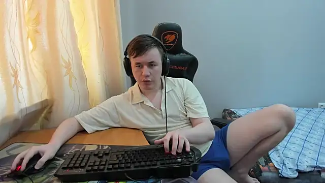 Show de iliaskrislove na webcam