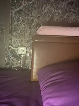 Chat +18 de lenanane0126 ao vivo