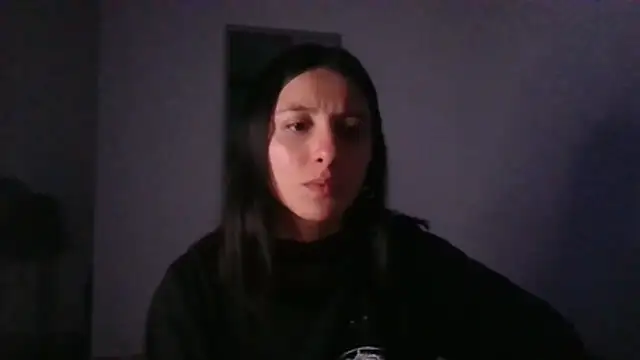 MiaaLunaa Adlı Modelin Canlı XXX Sohbeti