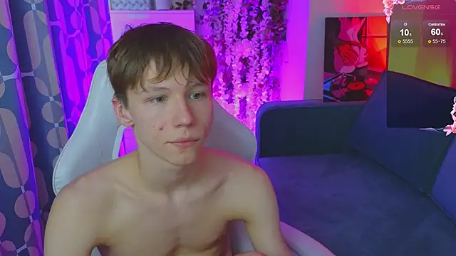 Chatroom XXX en direct de cuMte_boy