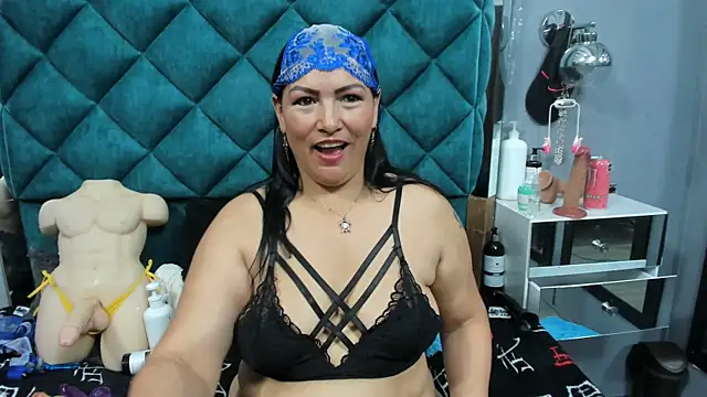 PENELOPELEWISs 라이브 XXX 채팅