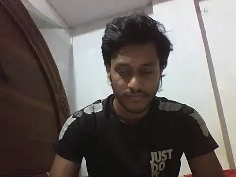 Show modela koushik10 na web-kameri