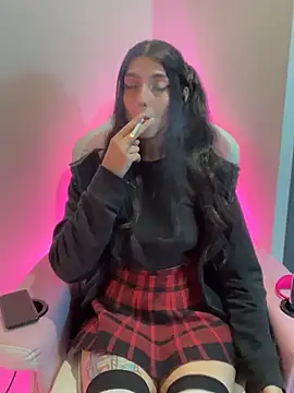 Felicia_smok3's Webcam Show
