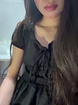 Bella_sexy98 网络视讯表演