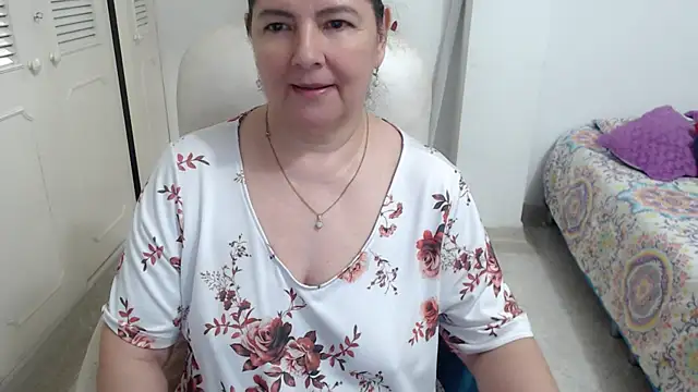 leonela_69 Live XXX-Chat