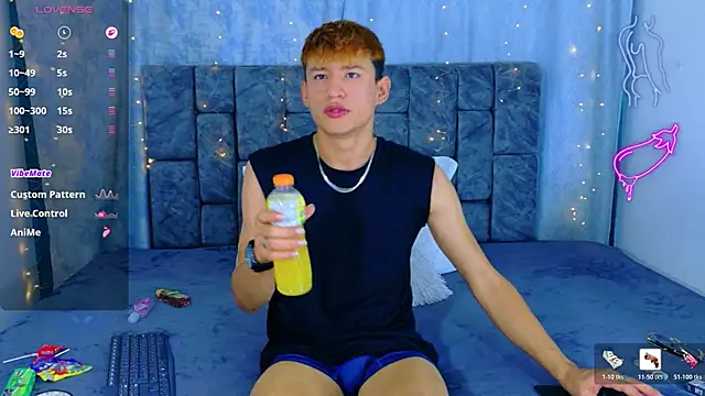 NicolasTorrez 现场XXX聊天