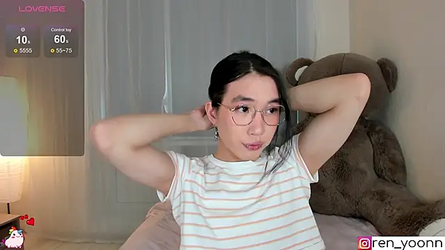 Ren_yoon élő XXX-chatje
