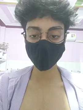 Ritik_18のライブXXXチャット