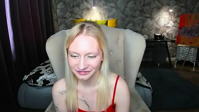 Elizabeth_Adams 现场XXX聊天