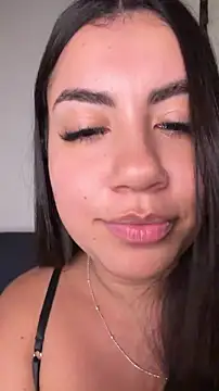 Chat XXX ao vivo de ImjustMia
