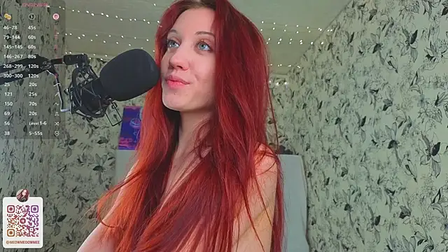 BimbaryBoo's Live XXX Chat