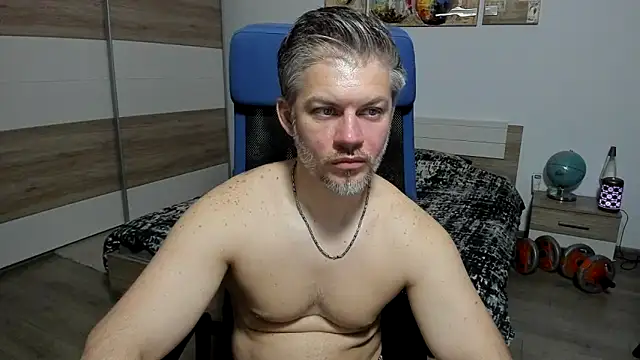 RobbyShawz: онлайн-секс-чат