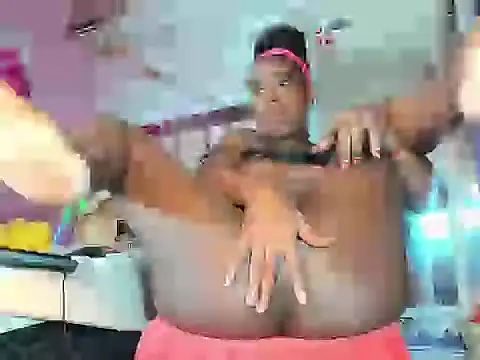HUGE_BLACKCOCK's Live XXX Chat