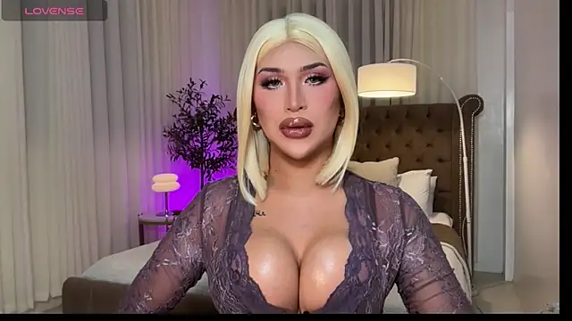 Your_Majesty_Tyra's Webcam Show
