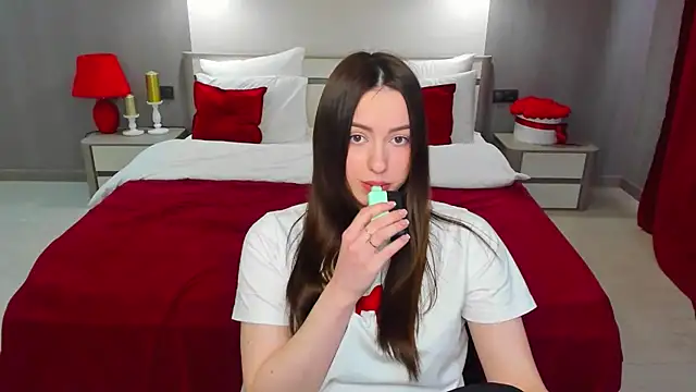 Christina_Enigma Chat XXX live