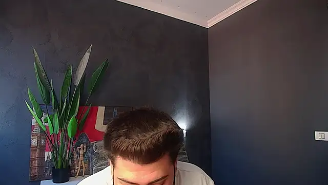DaxGreer: διαδικτυακό σόου στην κάμερα