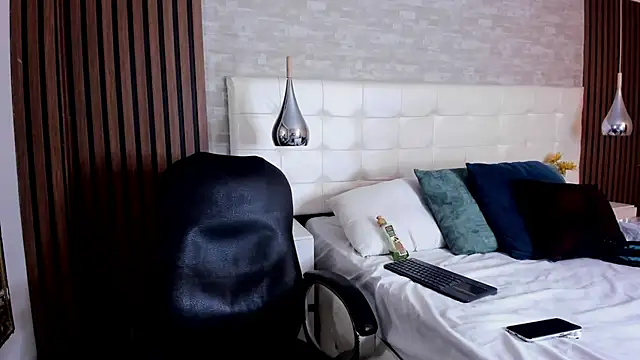 MikeHuddson – Live XXX-chat