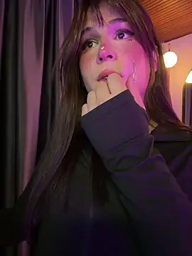 Yuri_Stars Webcam Show