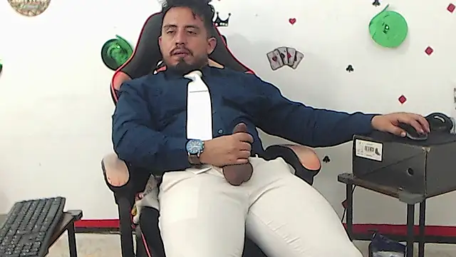 XXX chat uživo modela KalethBigDick