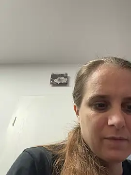 Chantalee: απευθείας συνομιλία ΧΧΧ