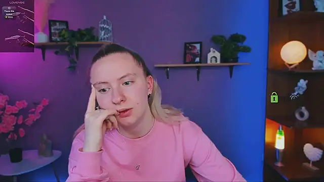 mila_glow1 Webcam Show
