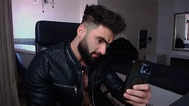 Chat XXX en directo de MicahLane